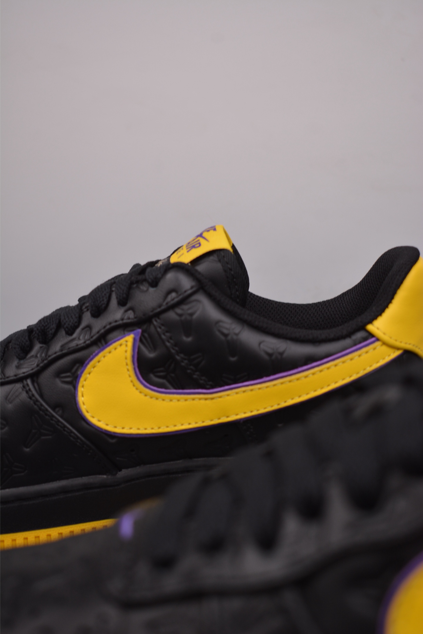 Kobe Bryant x Nike Air Force 1'07 LowBlack HV5122-001