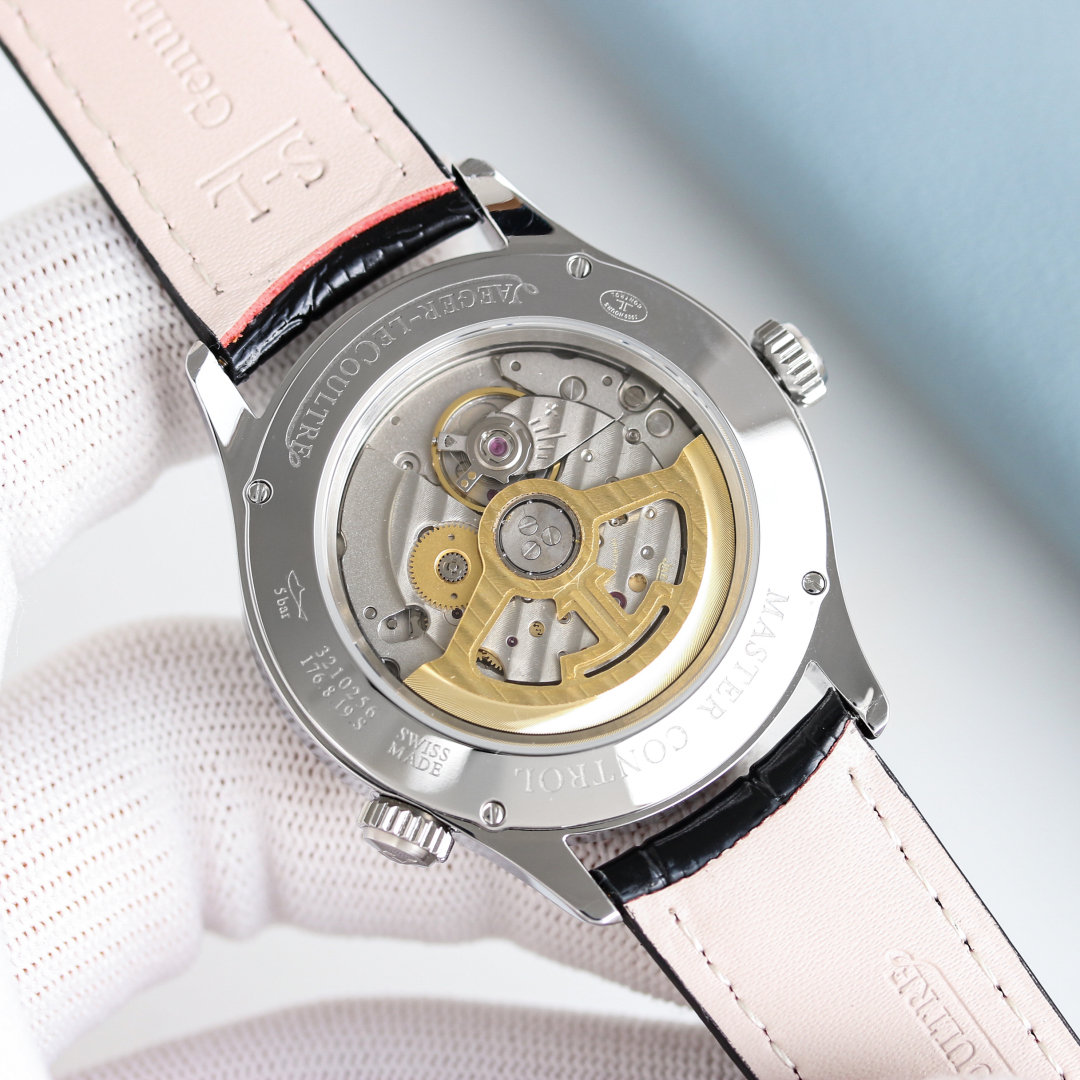 Jaeger-LeCoultre Master Geographer Q1428421