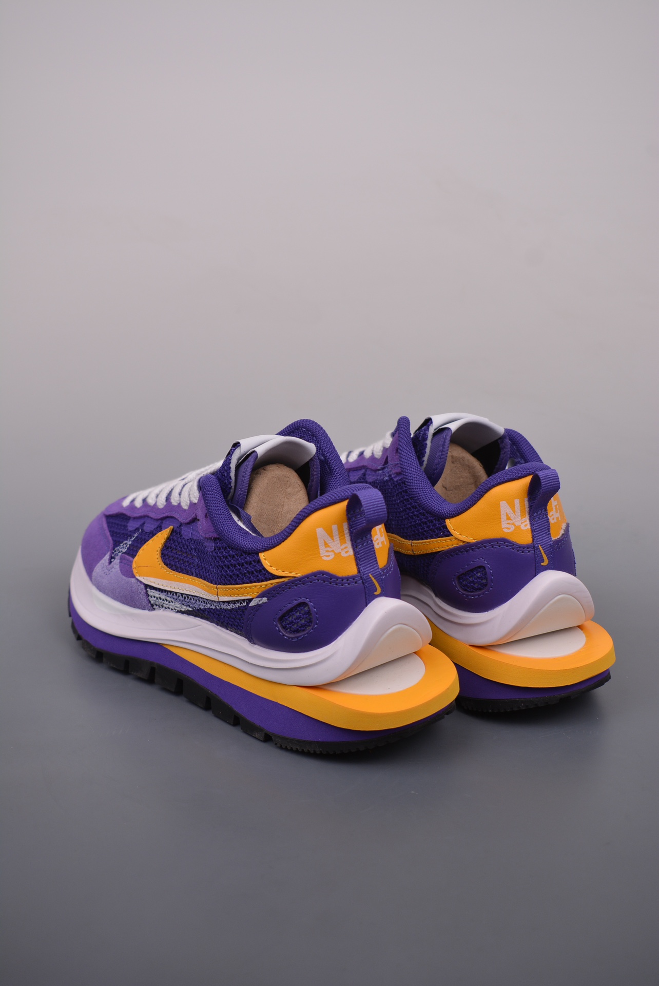 Sacai x Nike VaporWaffle 3.0 Laser Orange CV1363-103