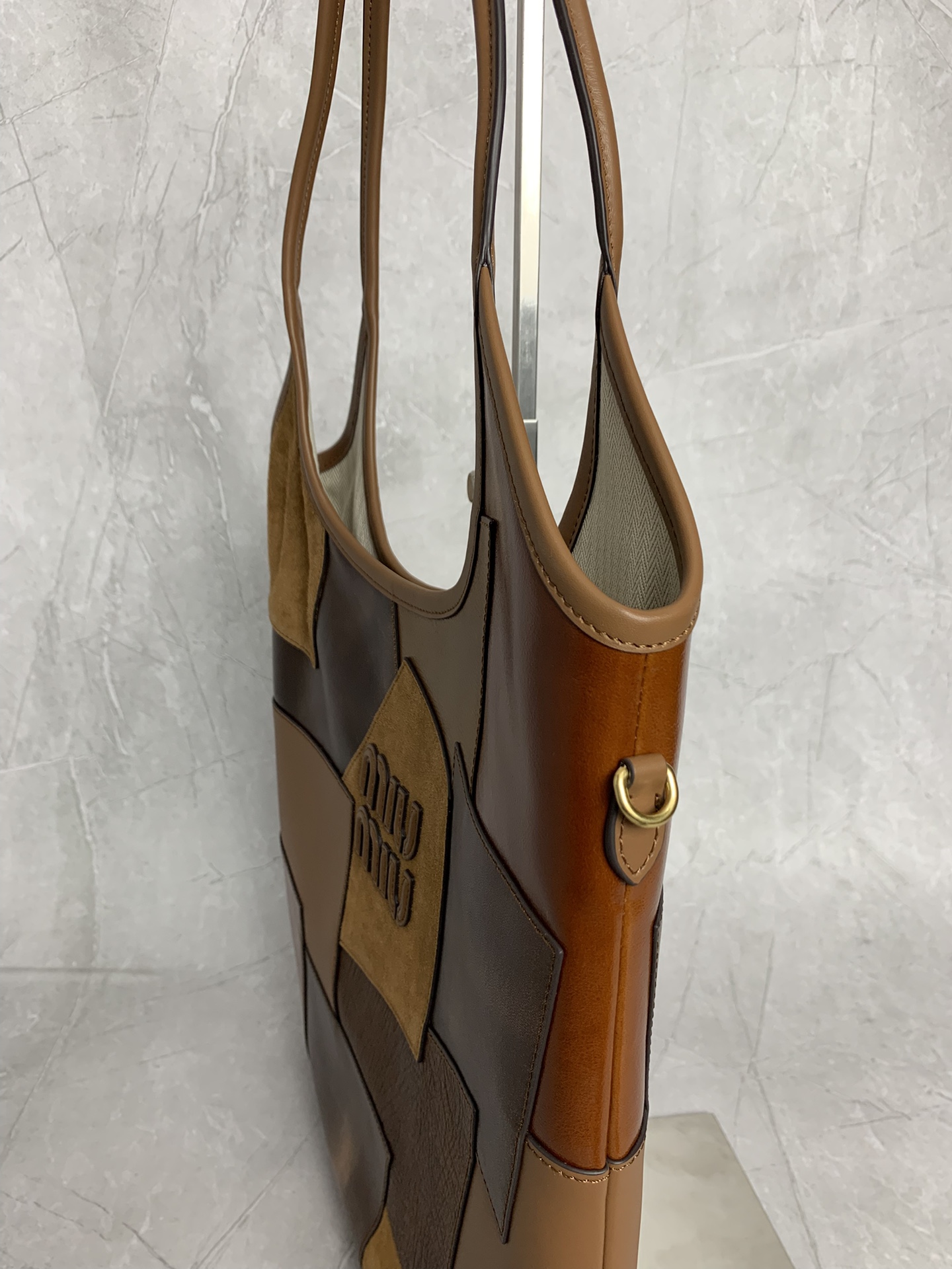 Miu Miu hobo tote 5BG231