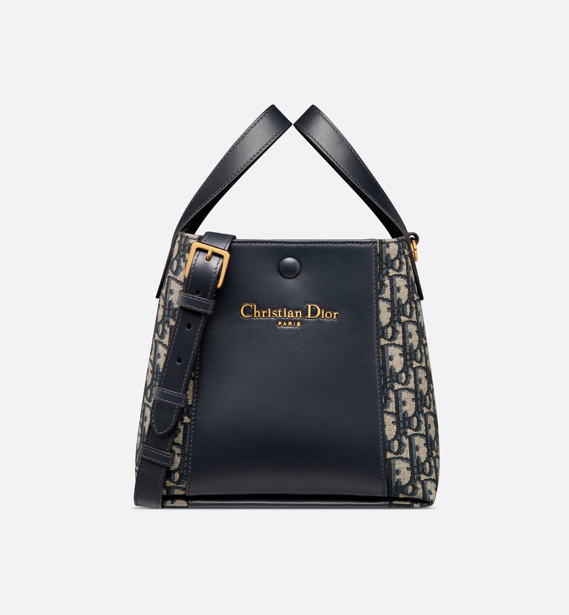 Dior Small Signature Bucket Bag M2840UTZQ_M928