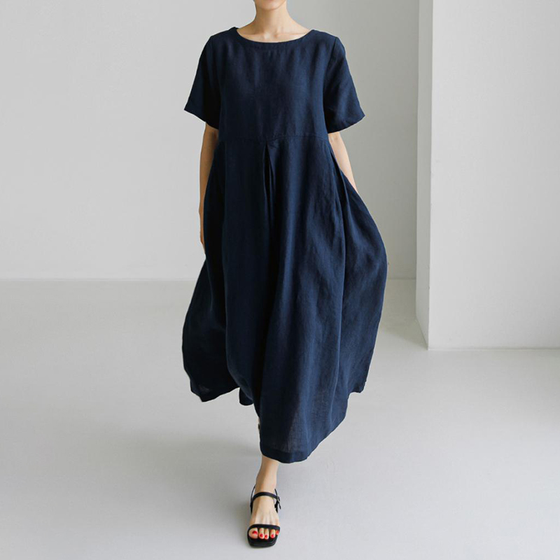 Solid Color Pleat Round Neck Maxi Dress