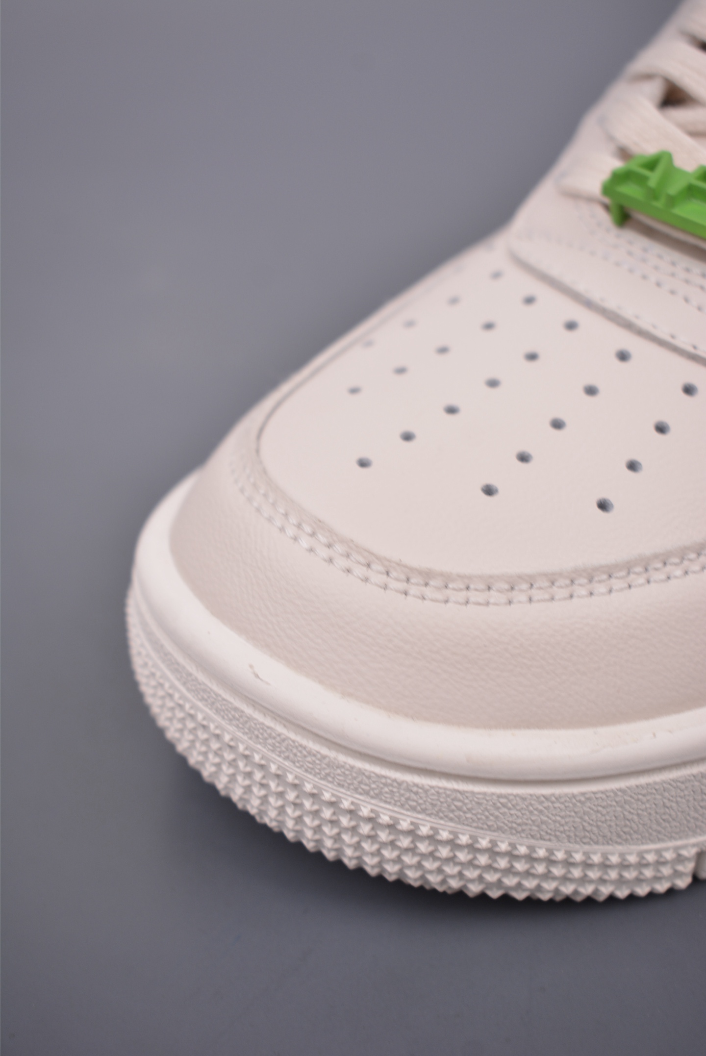 AMBUSH x Nike Air Force 1 Low SP joint beige fluorescent green big hook DV3464-003