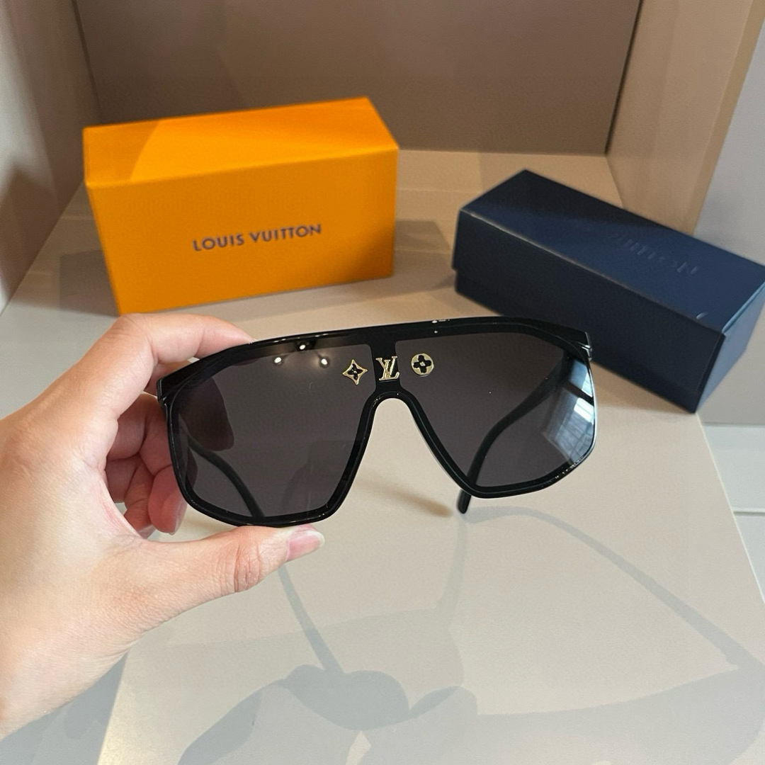 Louis Vuitton Square Frame Sunglasses
