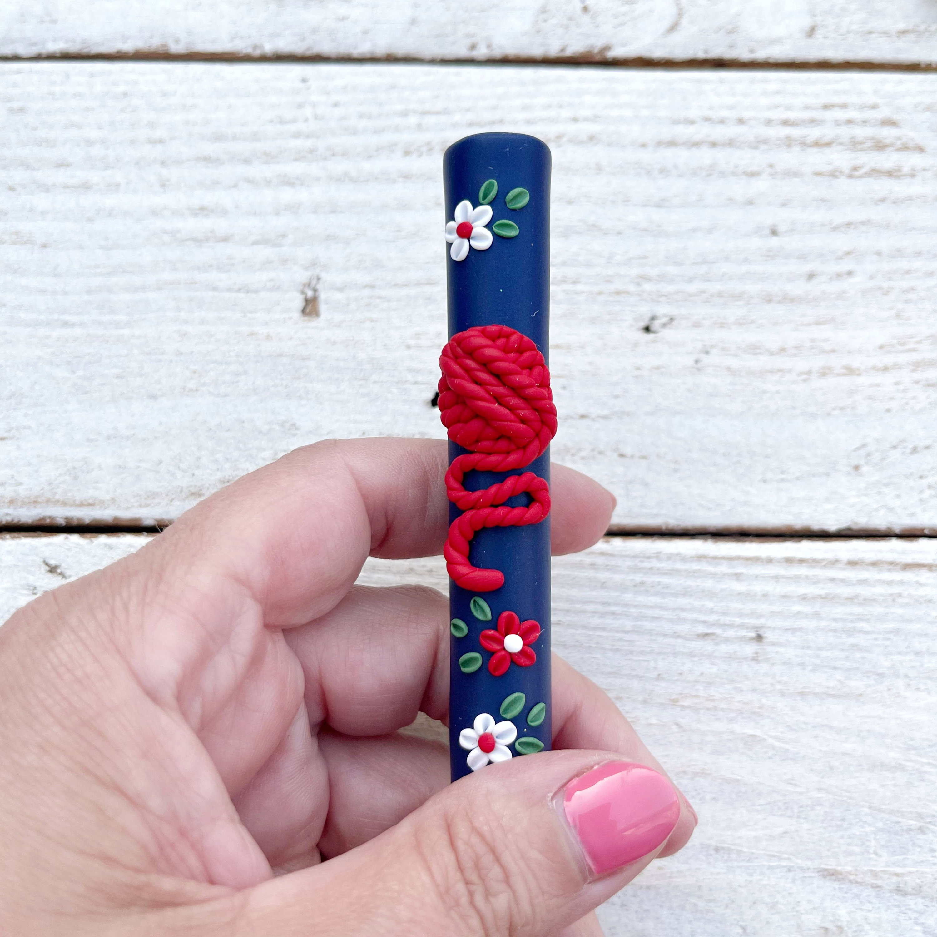 Set of 7 Rainbow yarn ball crochet hook