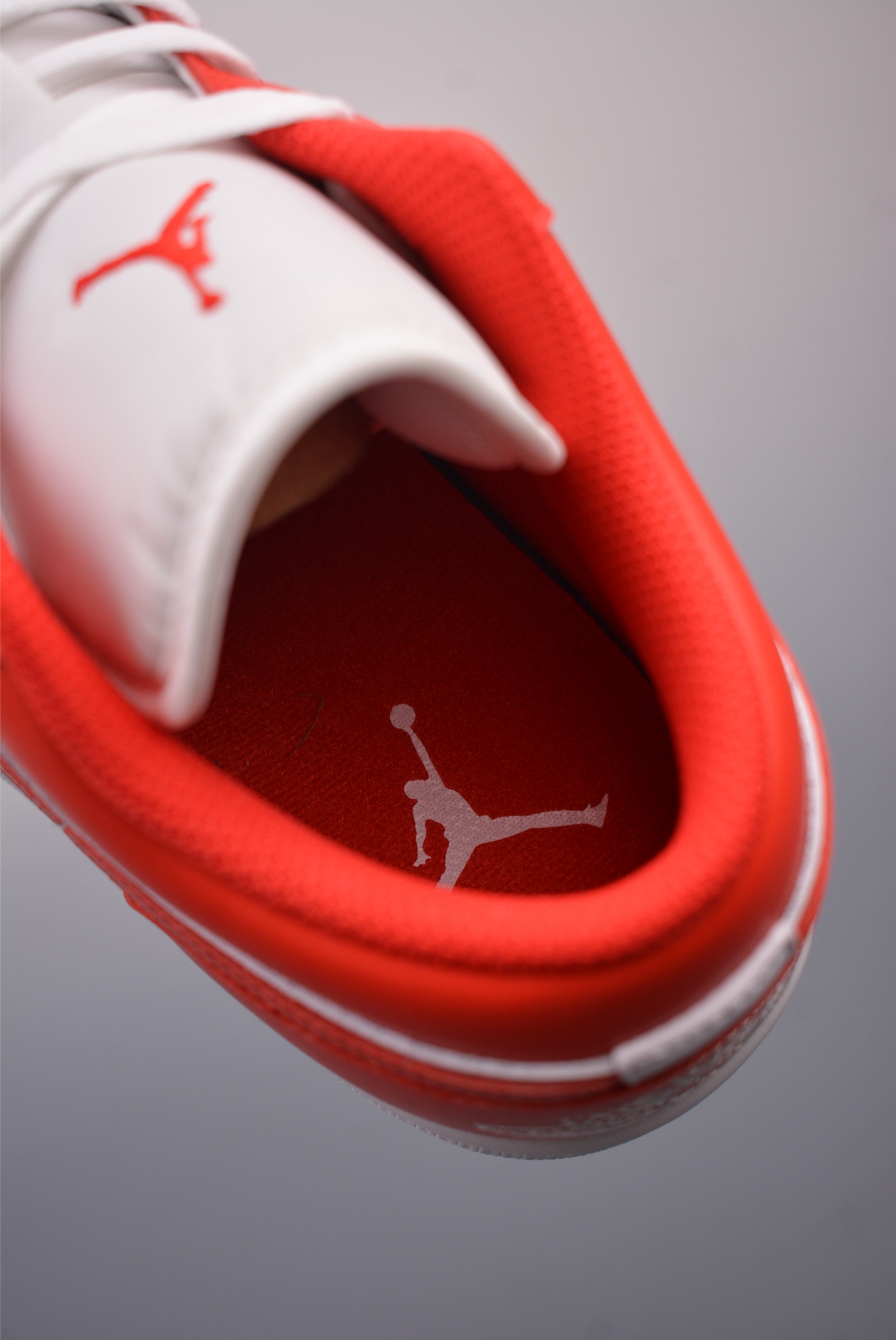 Nike Wmns Air Jordan 1 Low GS Leather White Red 553558-166