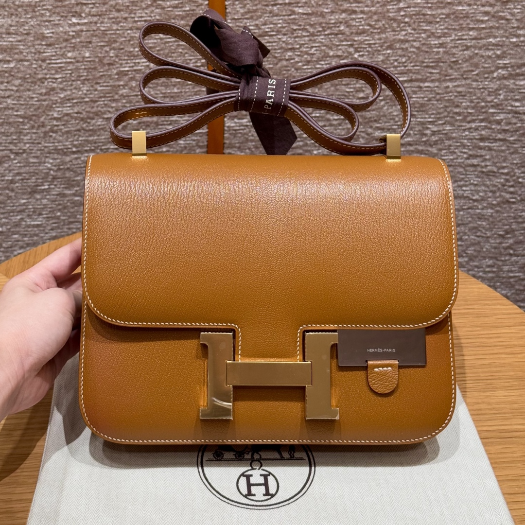 Hermès Constance 37gold handbag (handmade to order)