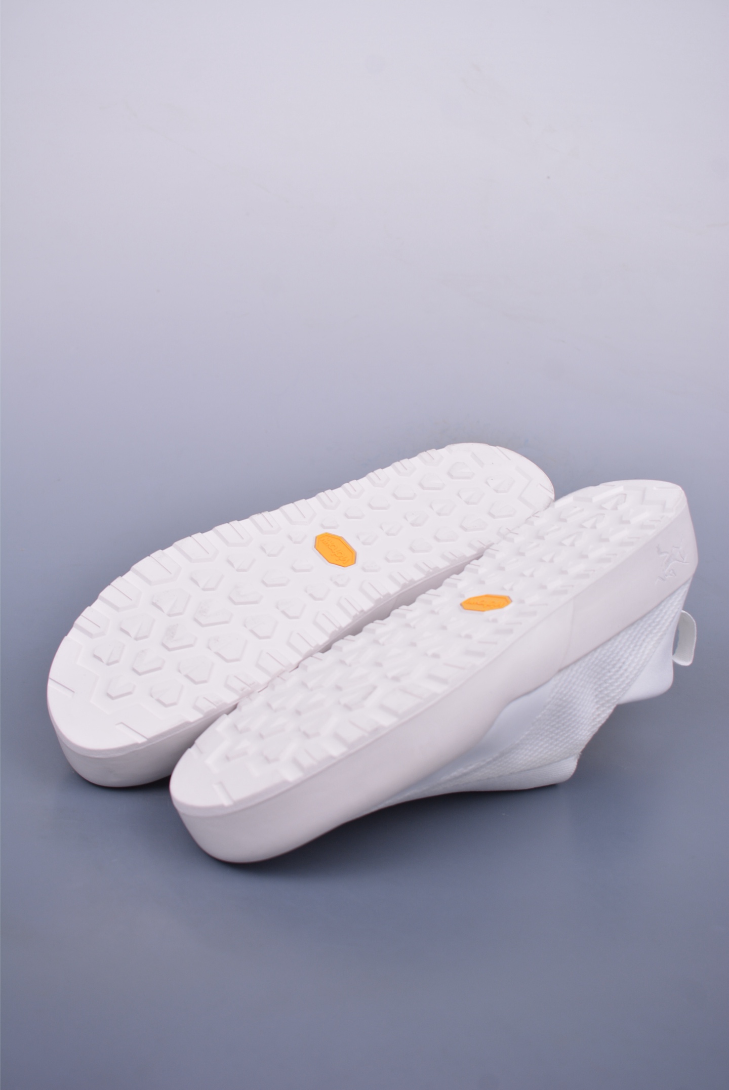 Arc'teryx Kragg Slip On Sneakers All White X000009017