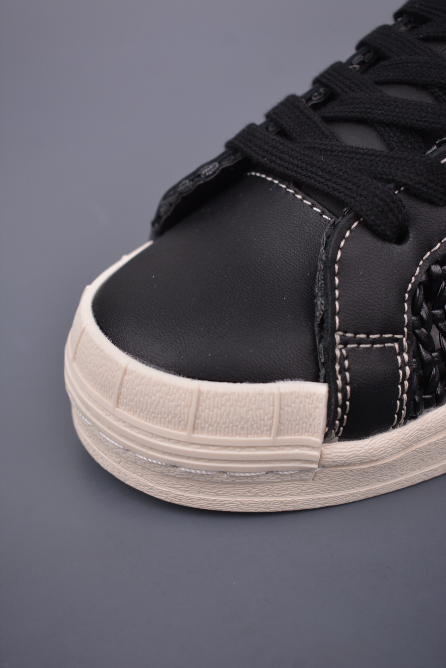 Louis Vuitton x Adidas Originals SUPERSTAR W Sneakers Black and White IE8878