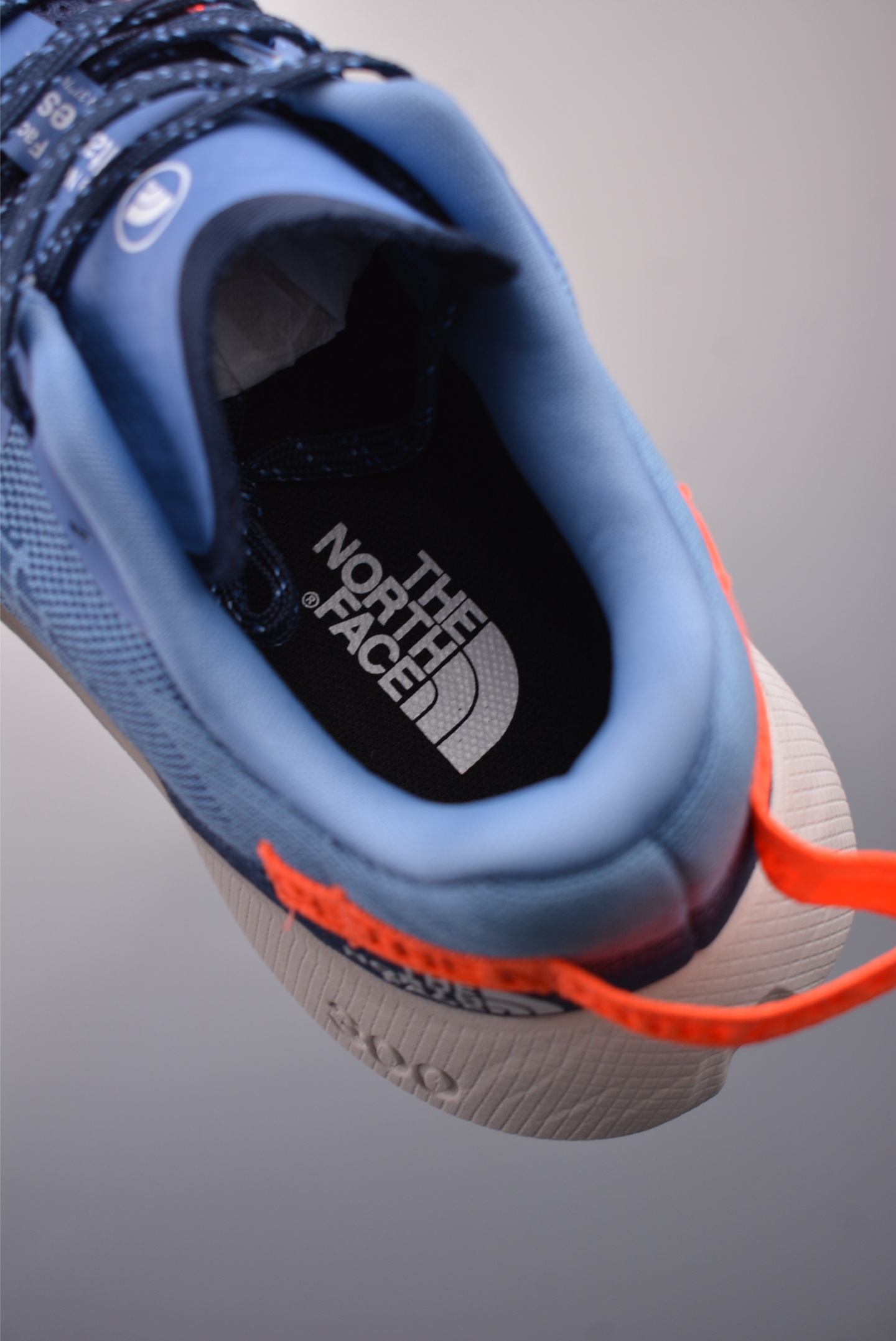 The North Face Altamesa 300 sneakers navy NF0A8A9RV71-135