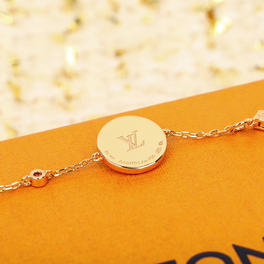 Louis Vuitton Four Flower Diamond Bracelet