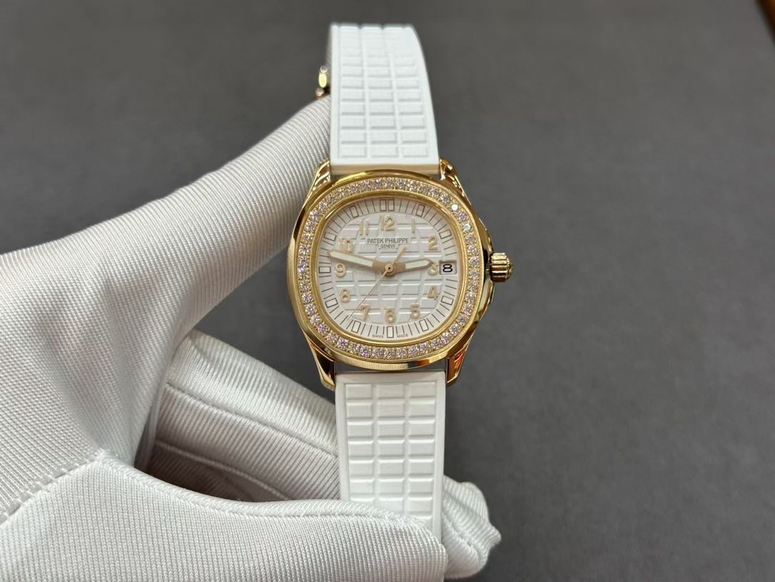 Patek Philippe Factory New AQUANAUT Series