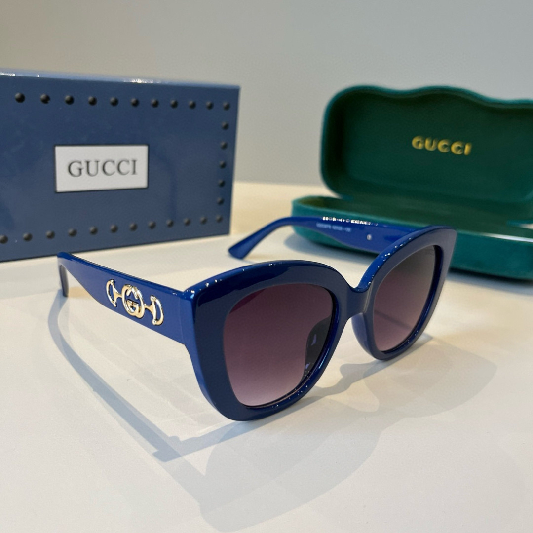 Gucci Round Frame Sunglasses