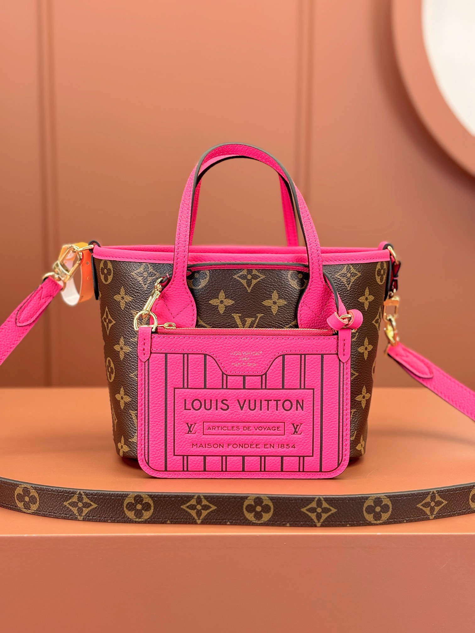 Louis Vuitton NEVERFULL INSIDE OUT BB Bag M12106