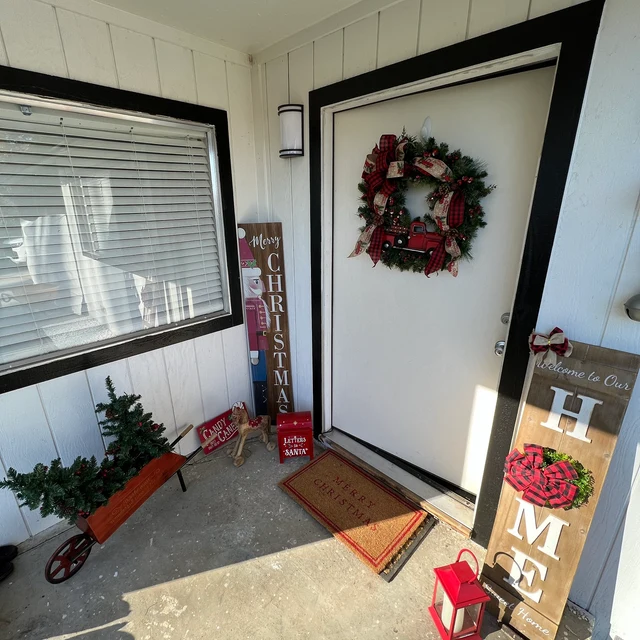 Red Truck Christmas Wreaths
