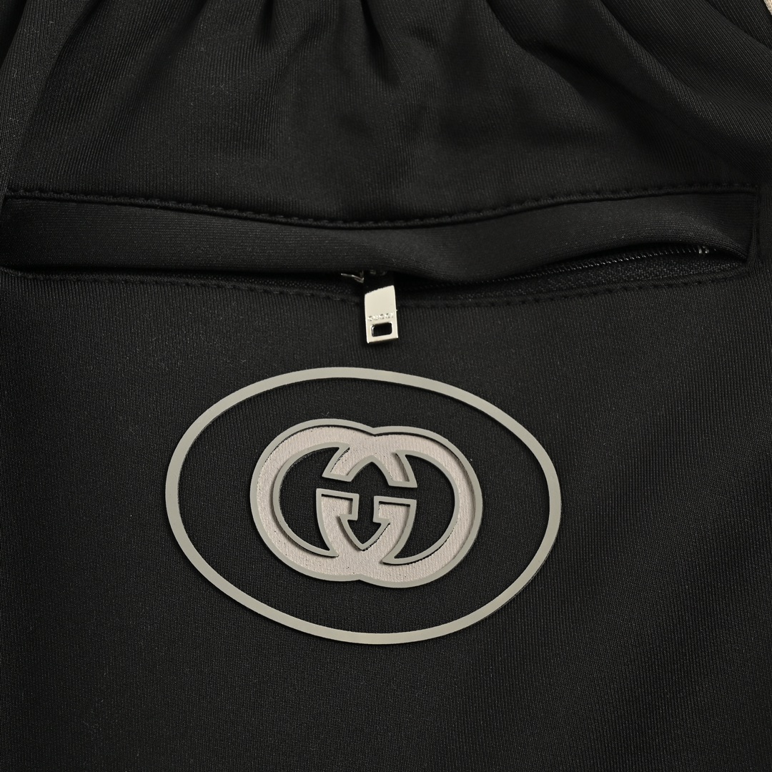 Gucci tricolor stripe pocket logo shorts