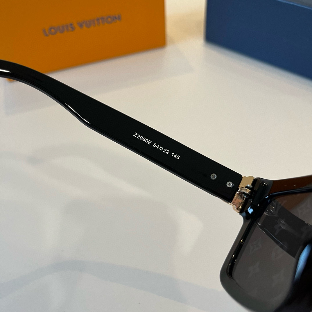 Louis Vuitton square frame sunglasses