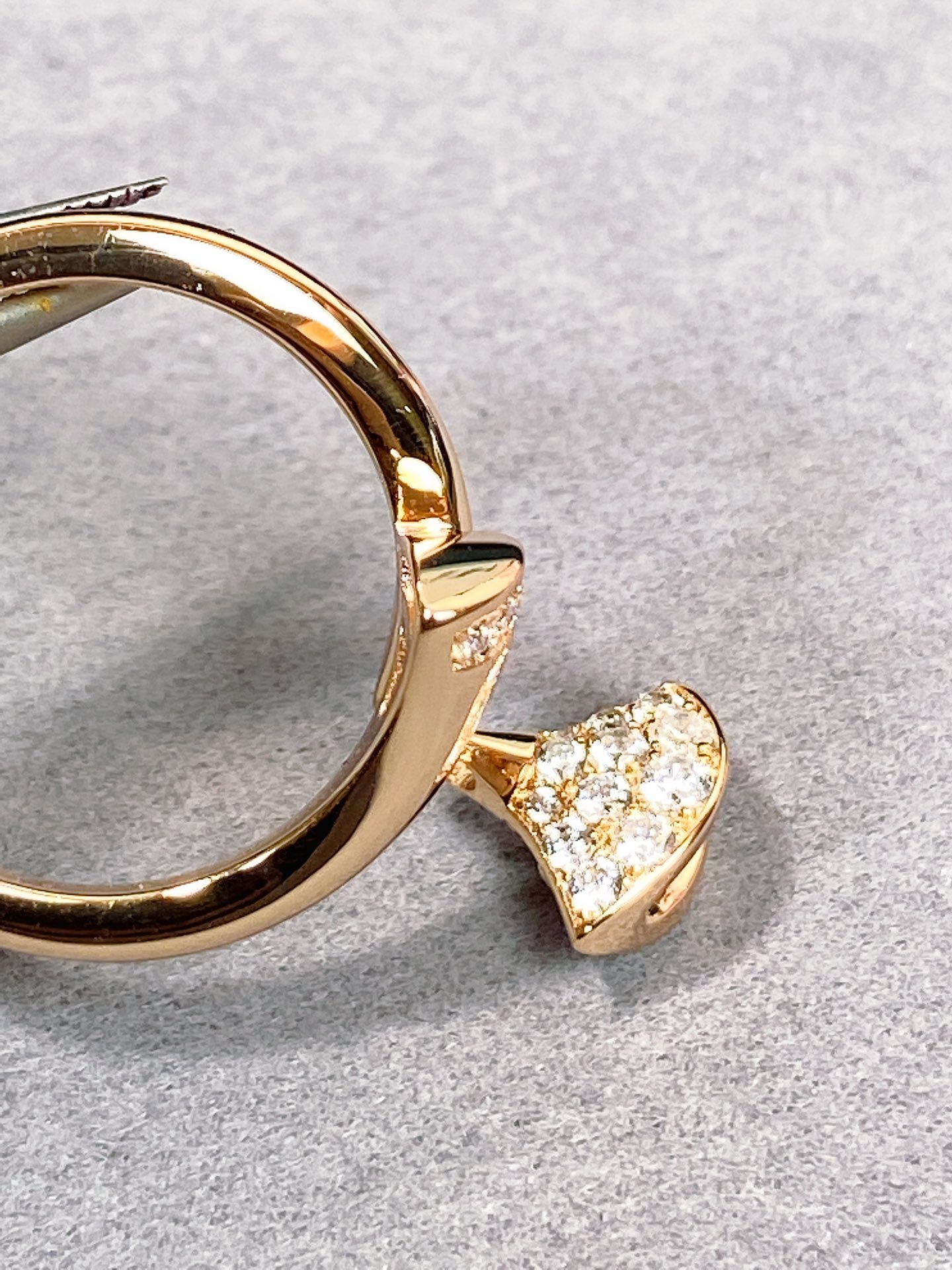 Bulgari Divas Dream Series Fan Shape Ring