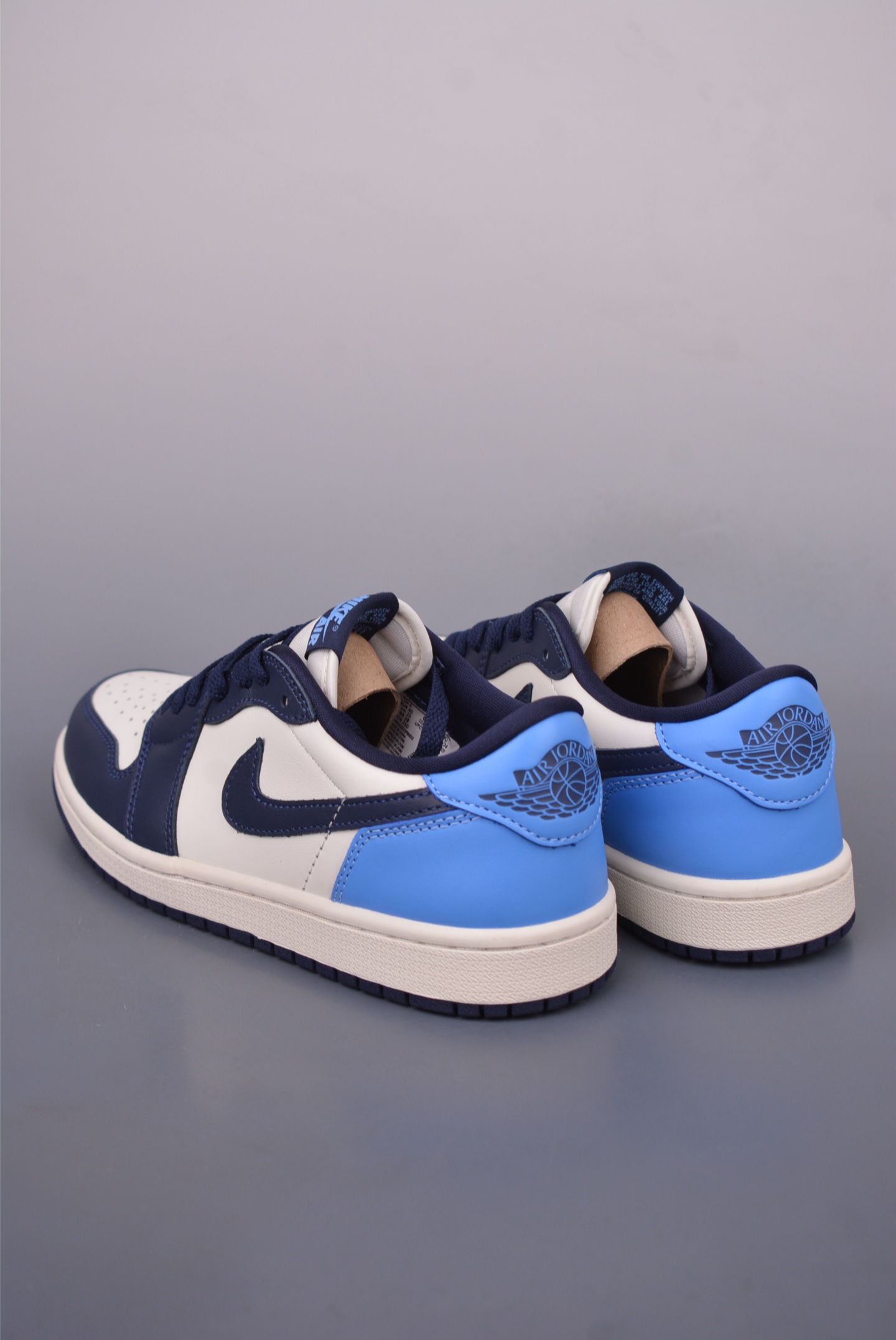 Nike Air Jordan 1 Retro Low OG AJ1 