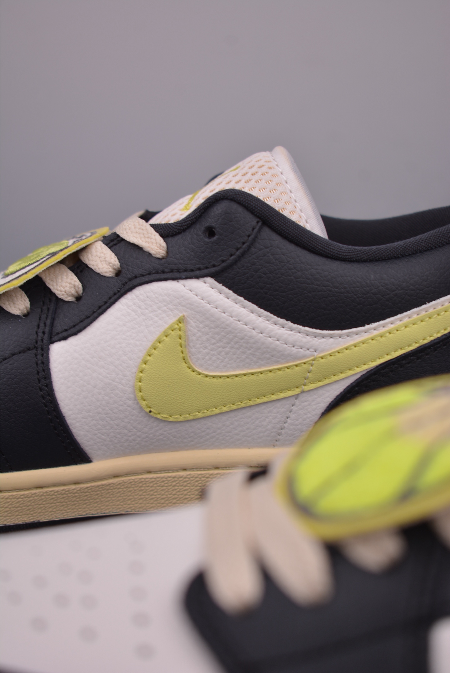 Air Jordan 1 Low 85th Anniversary Limited HQ3009-003