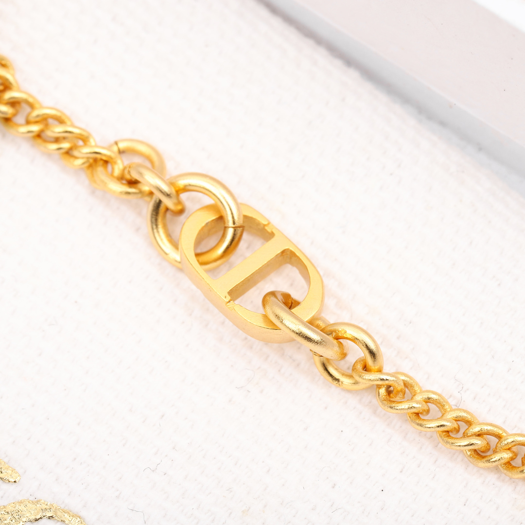 Dior pearl chain earrings