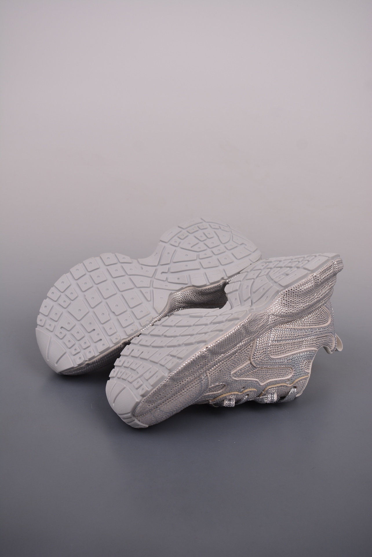 BALENCIAGA 3XL Sneakers Grey Diamond Stickers