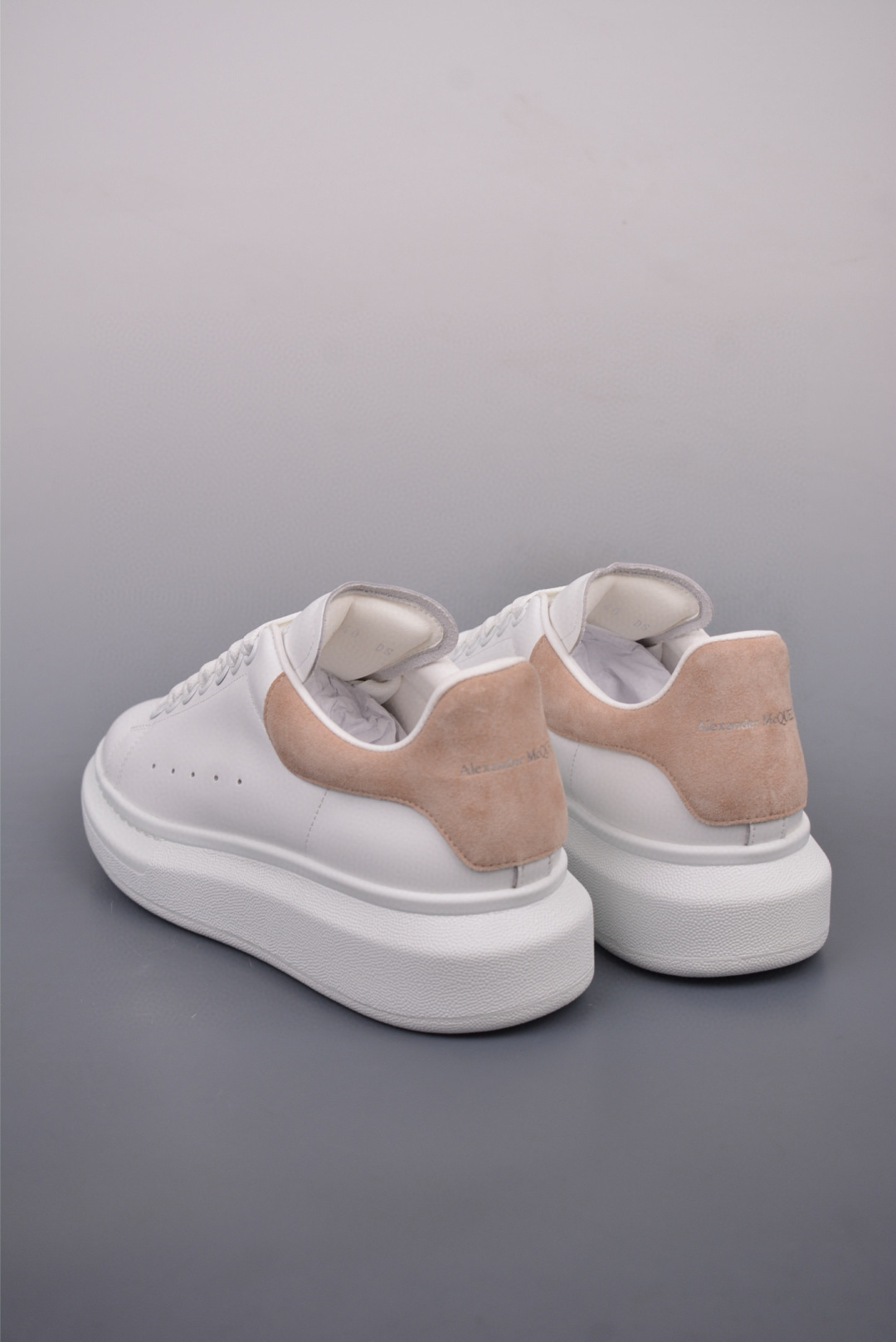 Alexander McQueen Oversized Sneakers Powder Tail 462214 WHGP7 9379