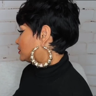 Luna Wig C40 Sassy Short Straight Wig for African American