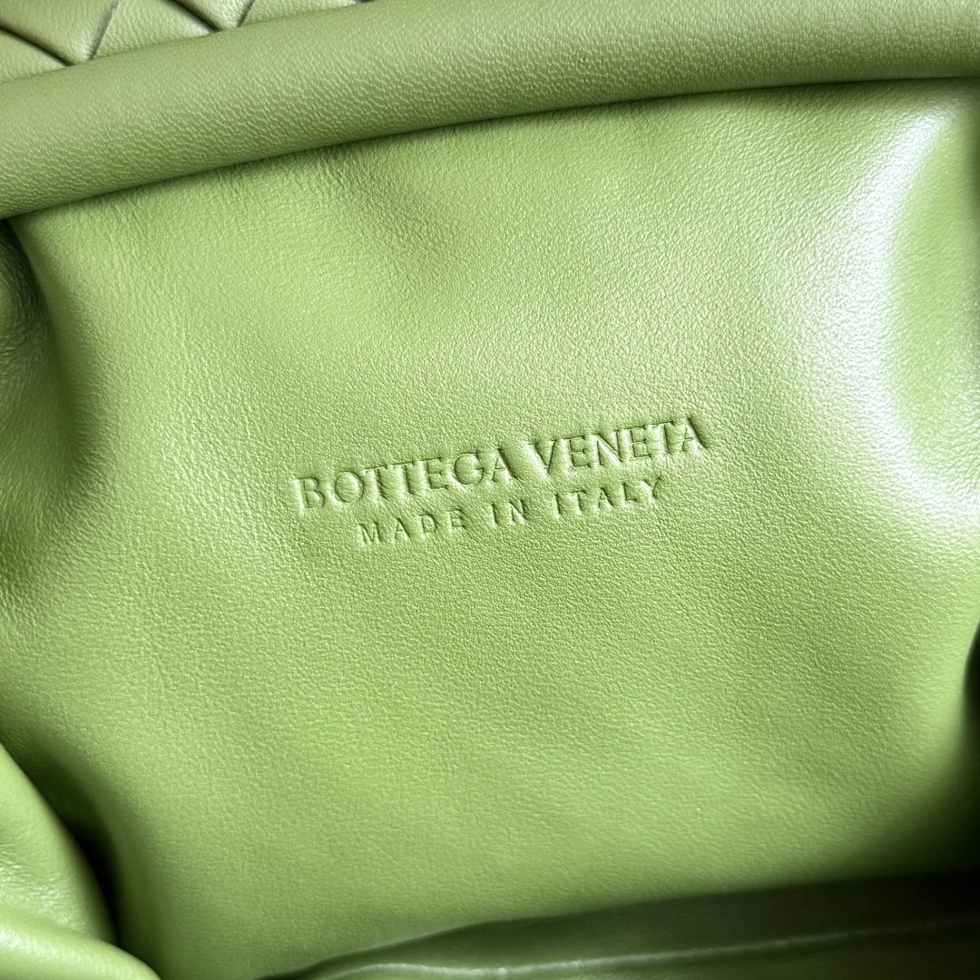 Bottega Veneta LAUREN 1980 Small Clutch 804038