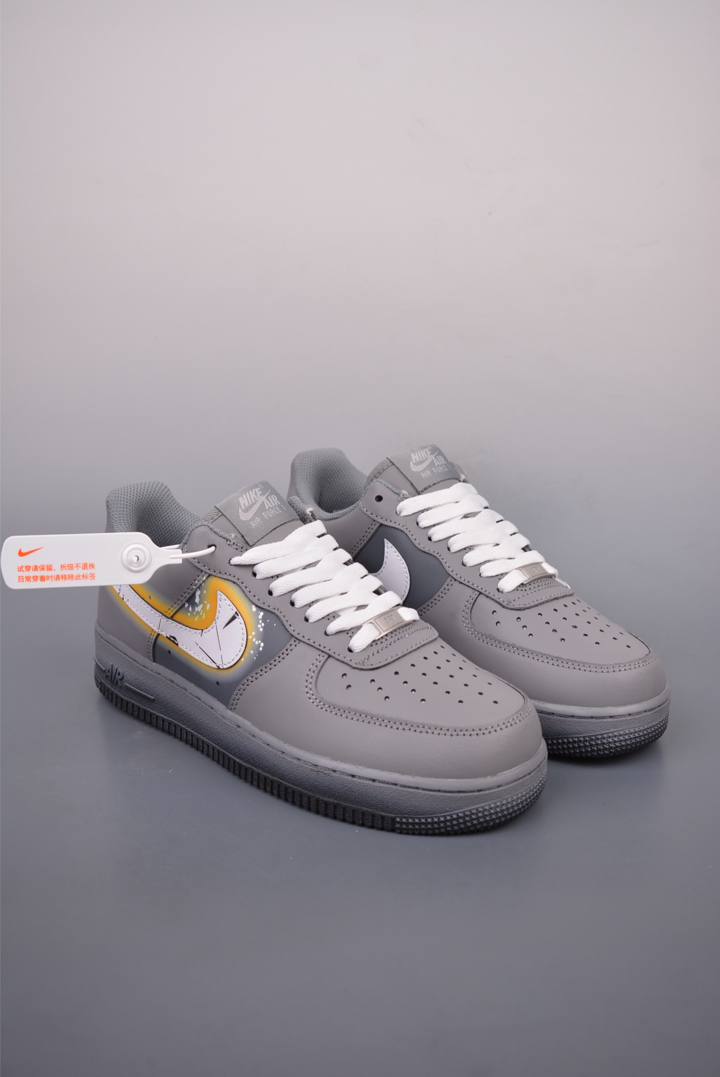 Nike Air Force 1'07 Low Grey and White Graffiti CW2288-111