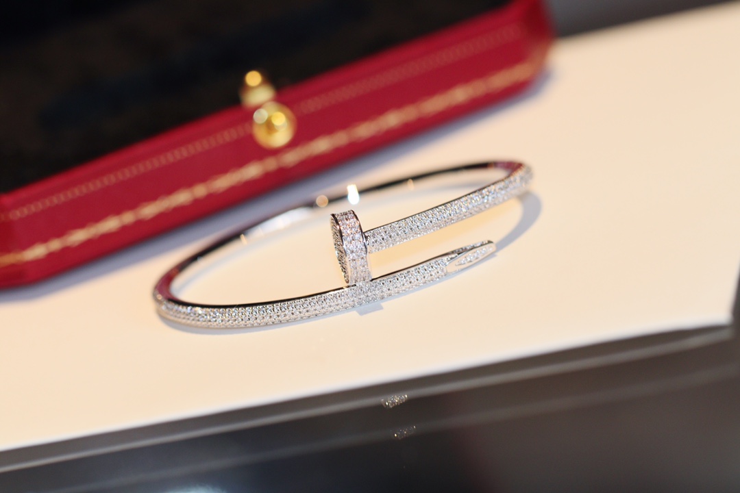 Cartier thick nail diamond bracelet