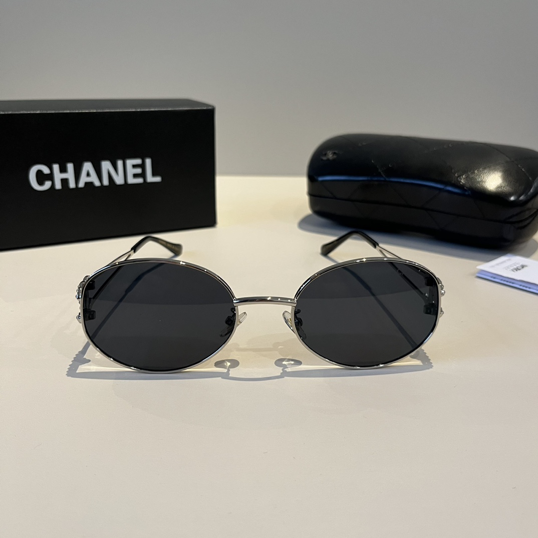 Chanel round frame sunglasses
