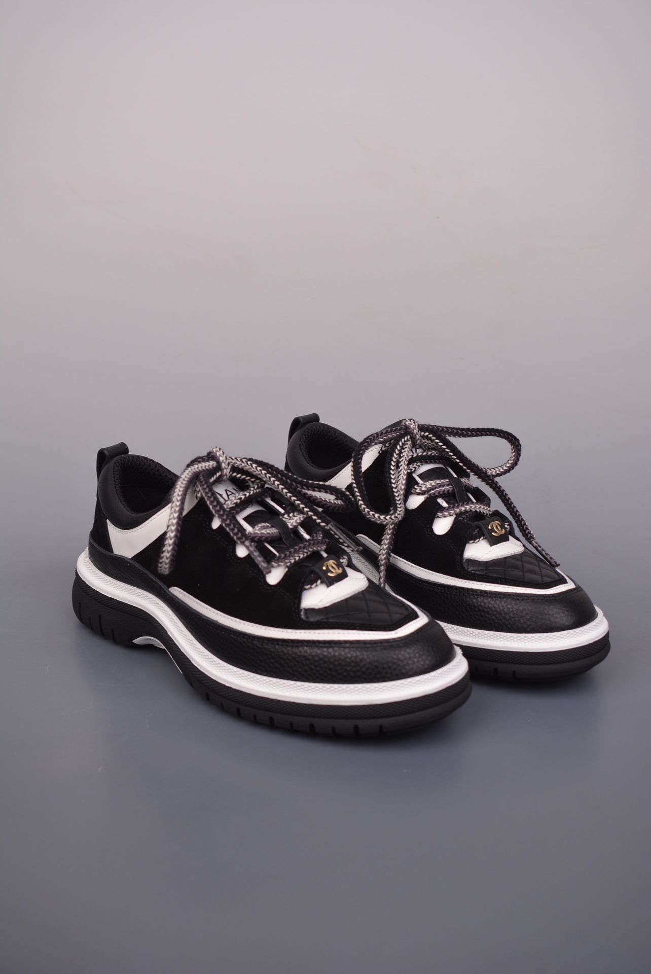 Chanel Cruise Logo Casual Low White Stripe
