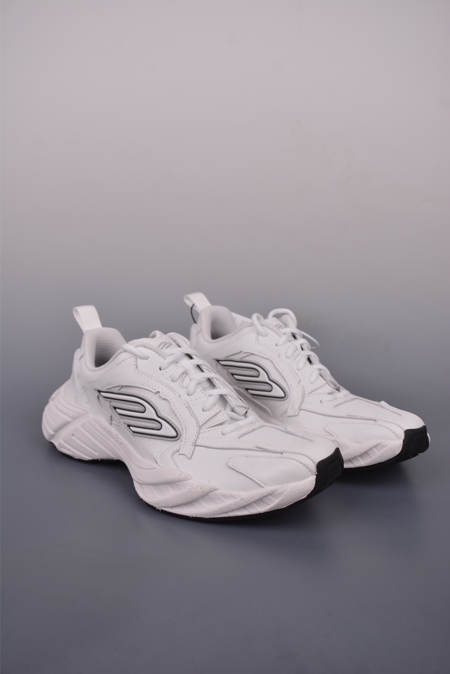 BALENCIAGA Monday Sneaker 