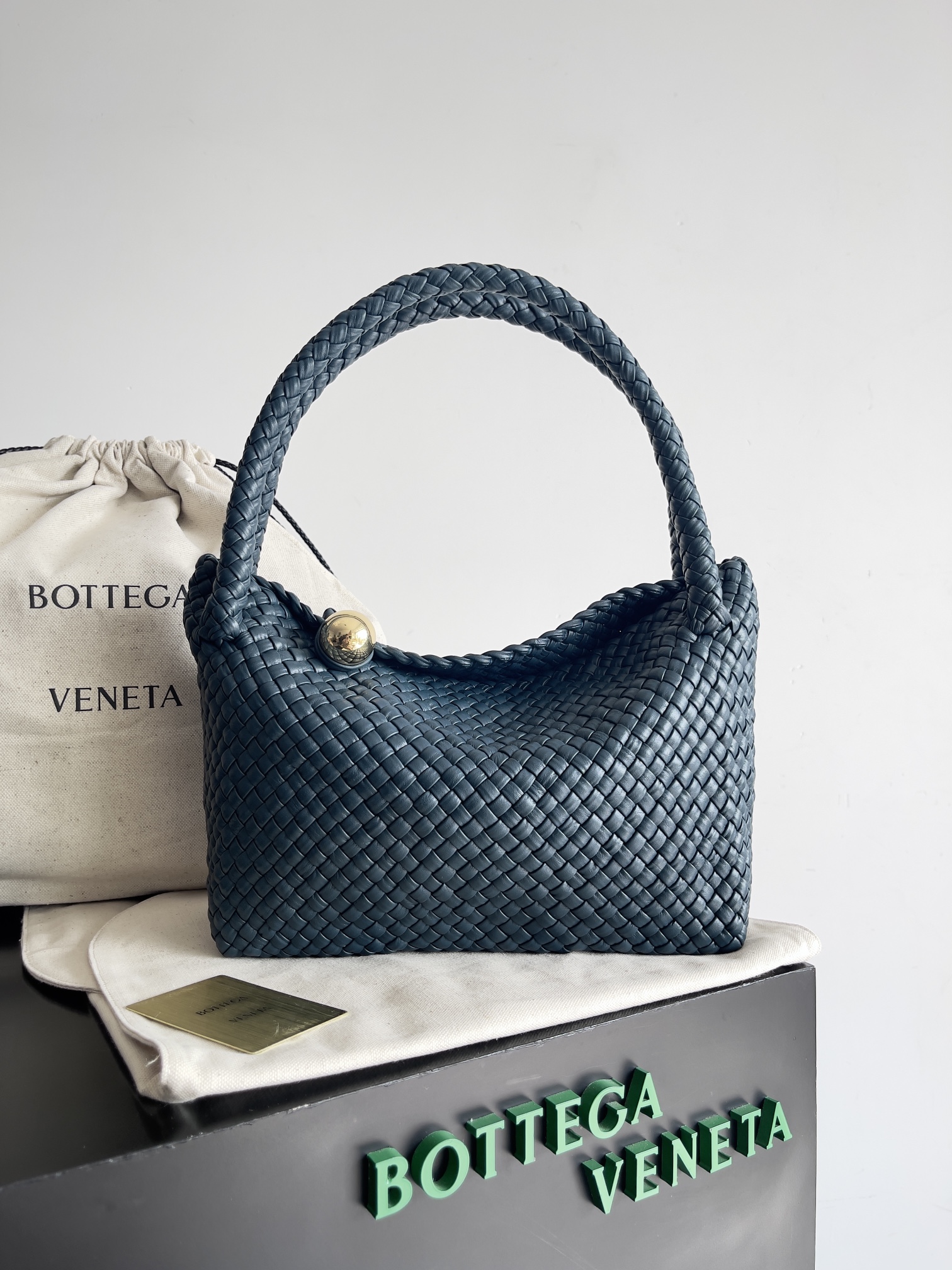 Bottega Veneta TOSCA handbag 716974