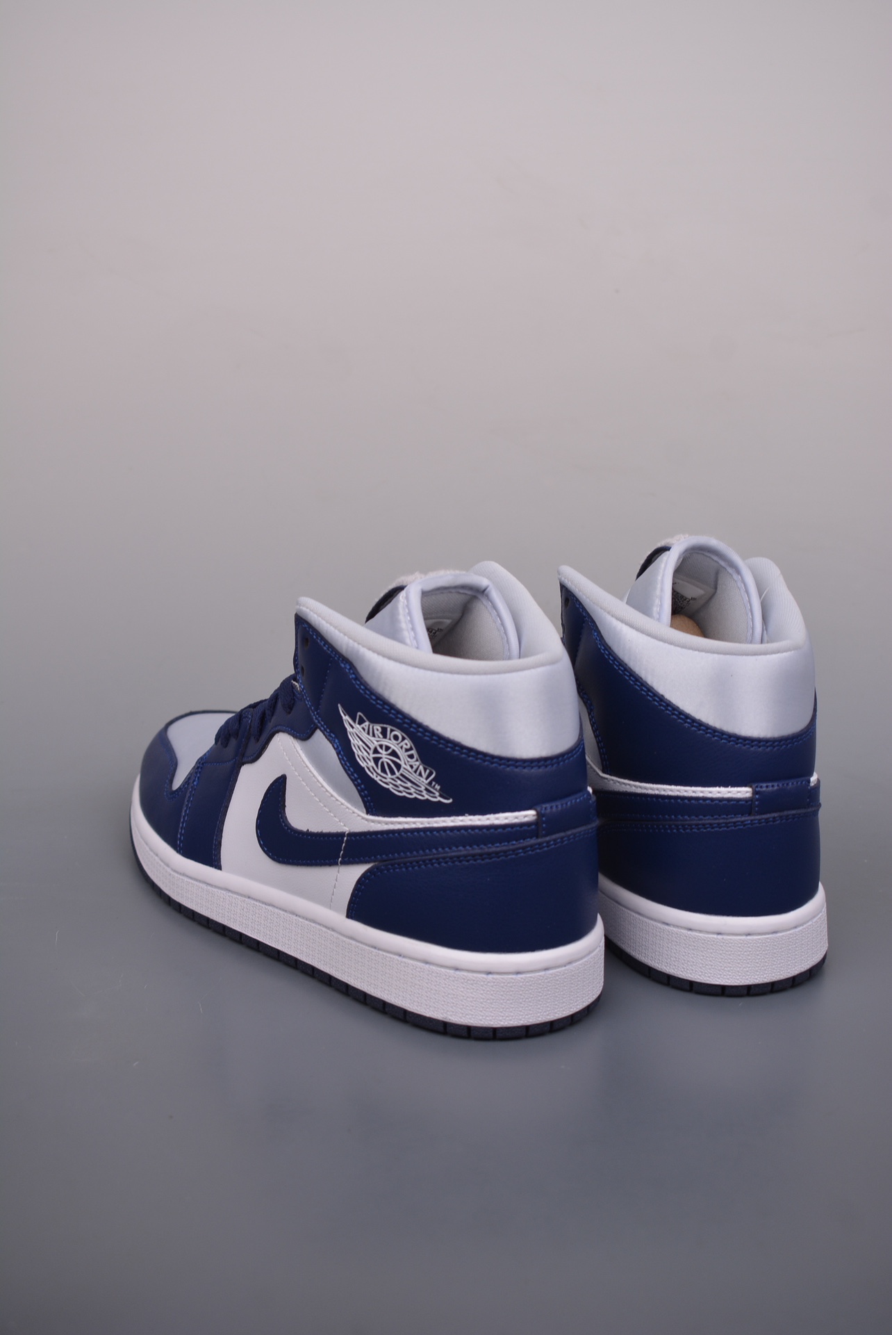 Air Jordan 1 Mid Silk Blue  FZ8777-044