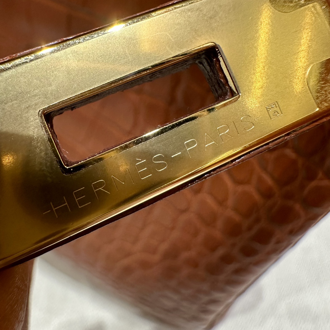 Hermes Birkin 37Gold (Handmade to order)