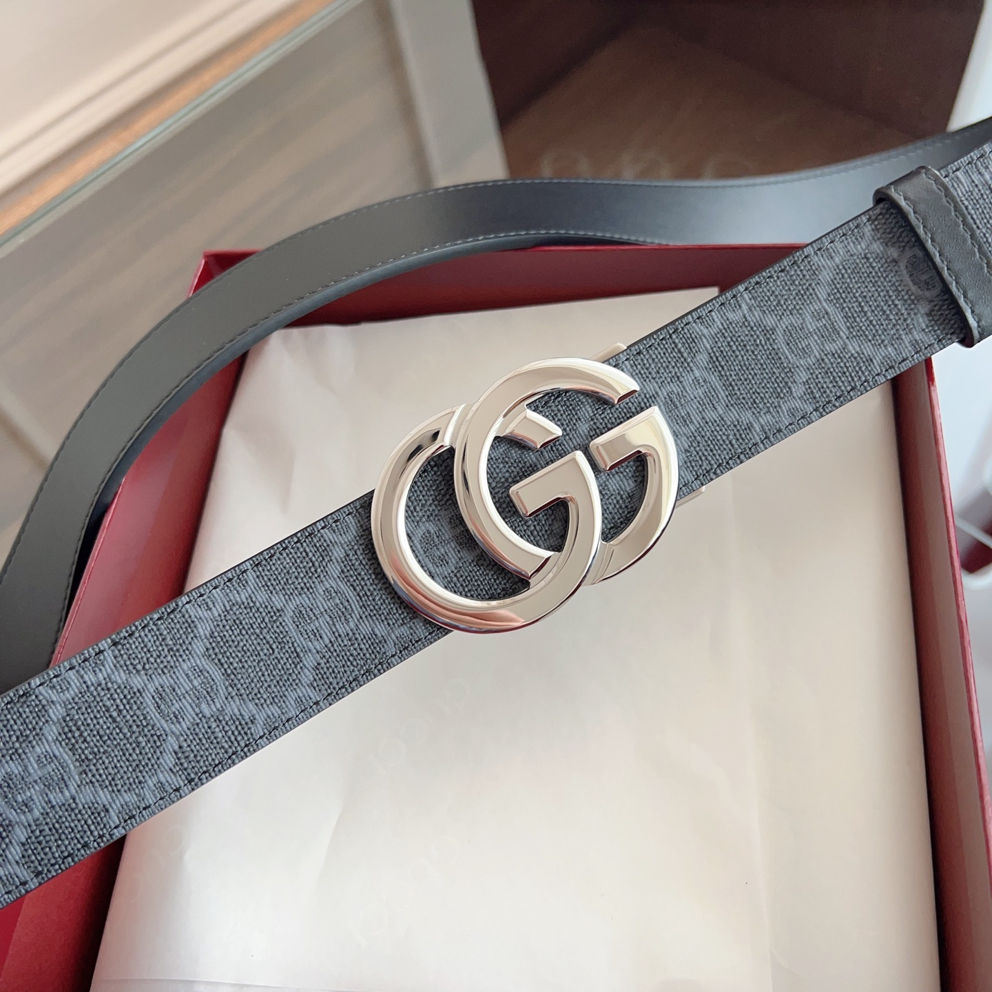 Gucci automatic smooth buckle leather belt width 3.5CM