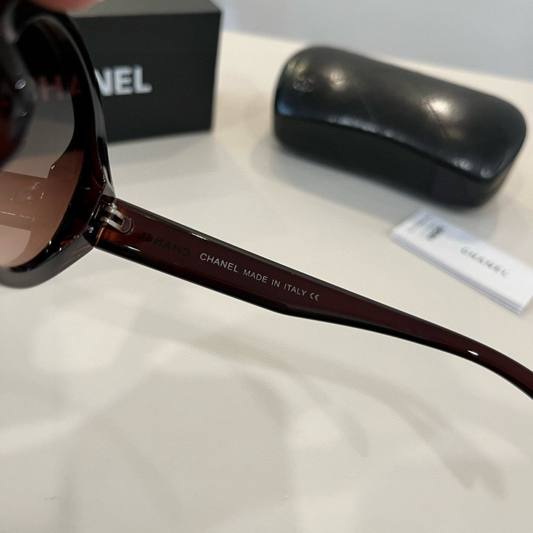 Chanel round frame sunglasses
