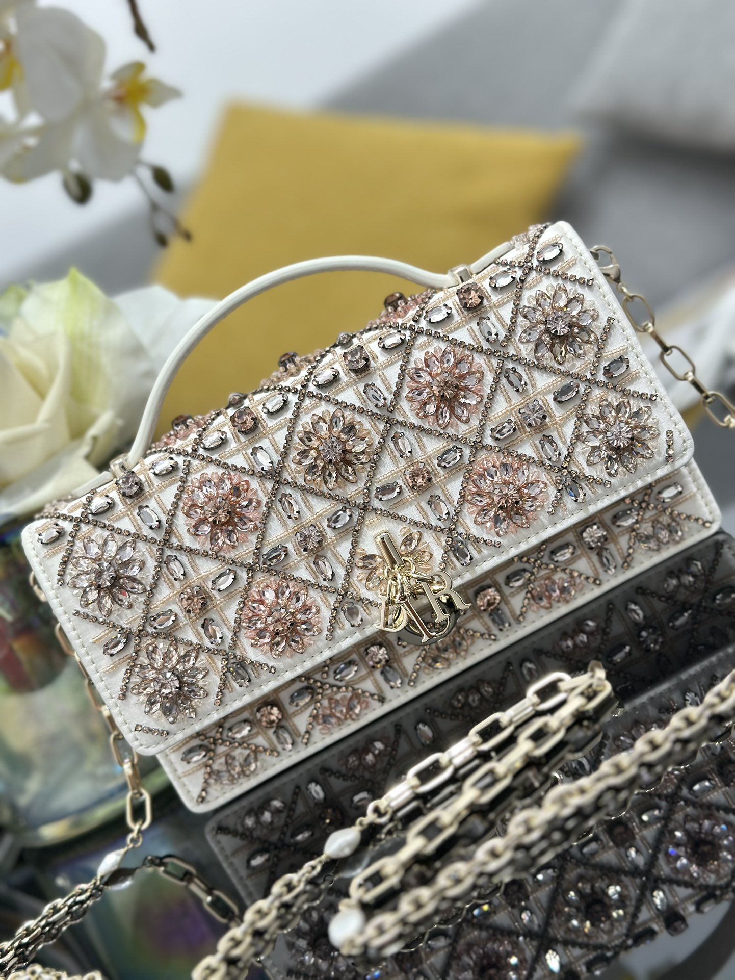 Dior Embroidered White and Pink Diamond Chain Bag M0997