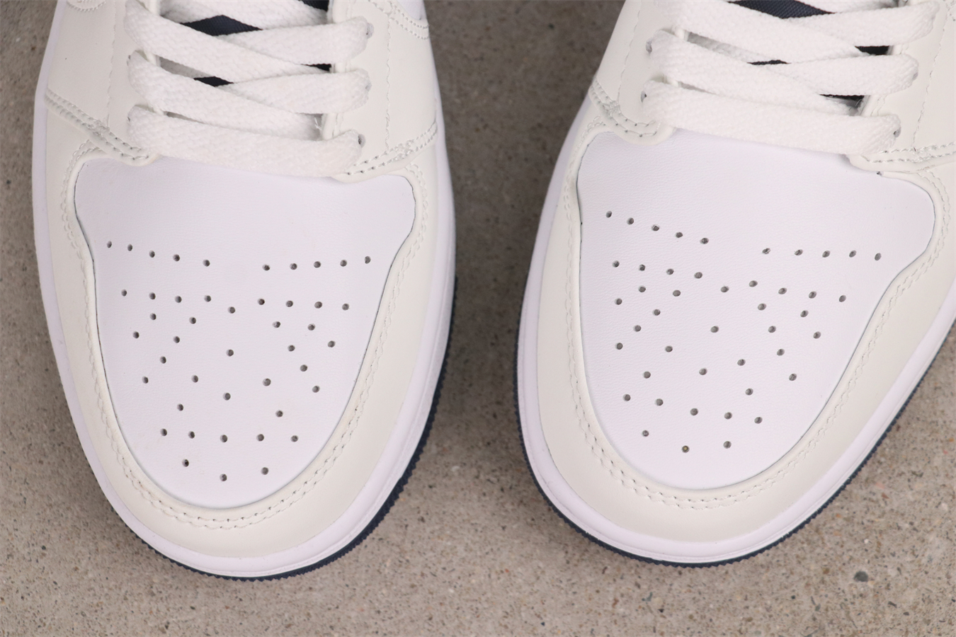 Air Jordan 1 Low sneakers Ice Blue Sea Salt 553558-414