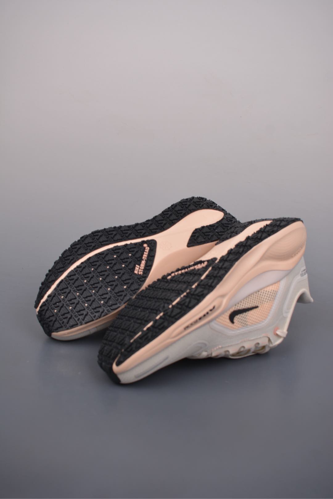 Nike Air Zoom Pegasus 41 Gore-TexSail Guava FQ1357-100