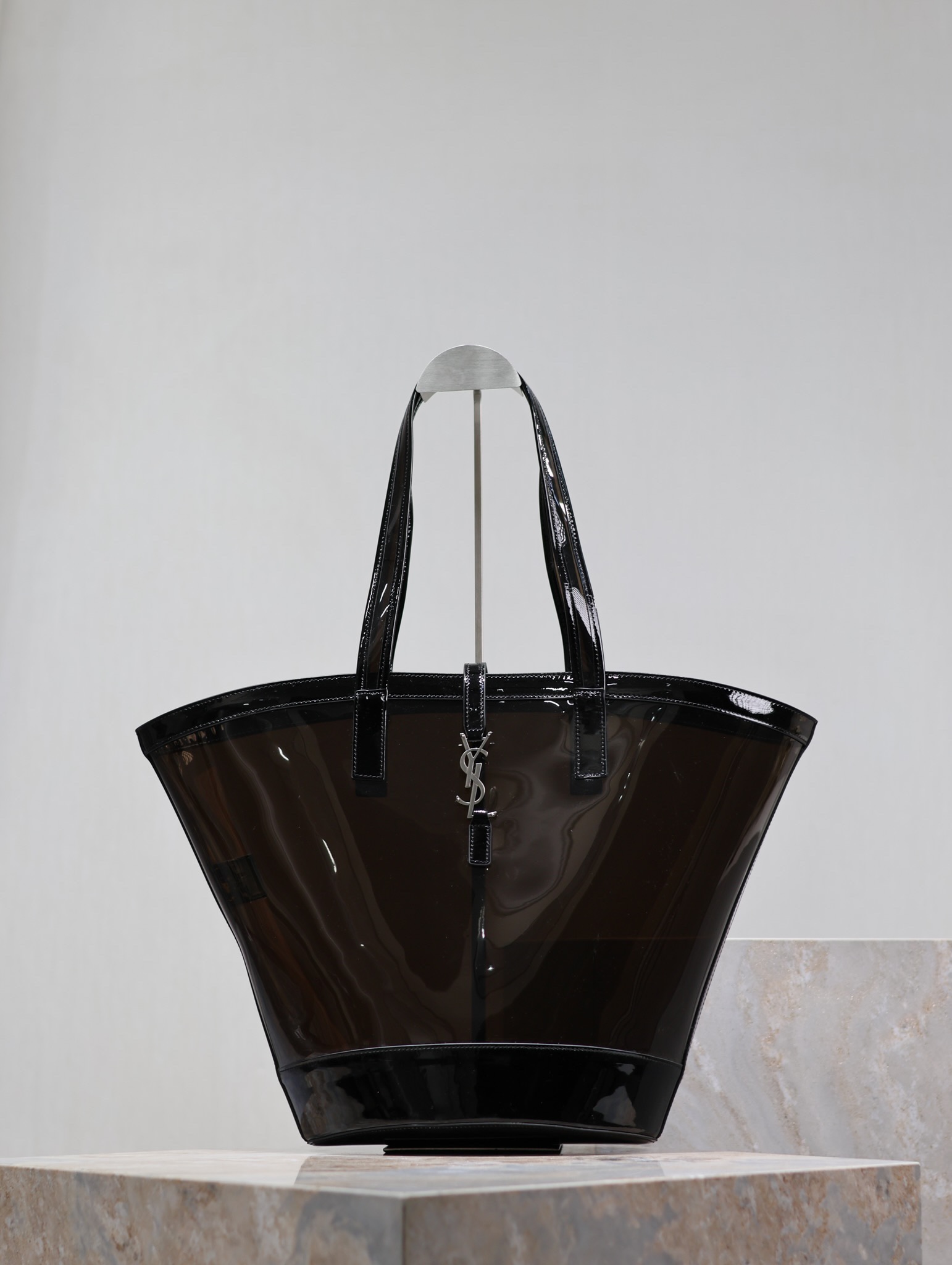 Yves Saint Laurent PANIER bucket bag 773697