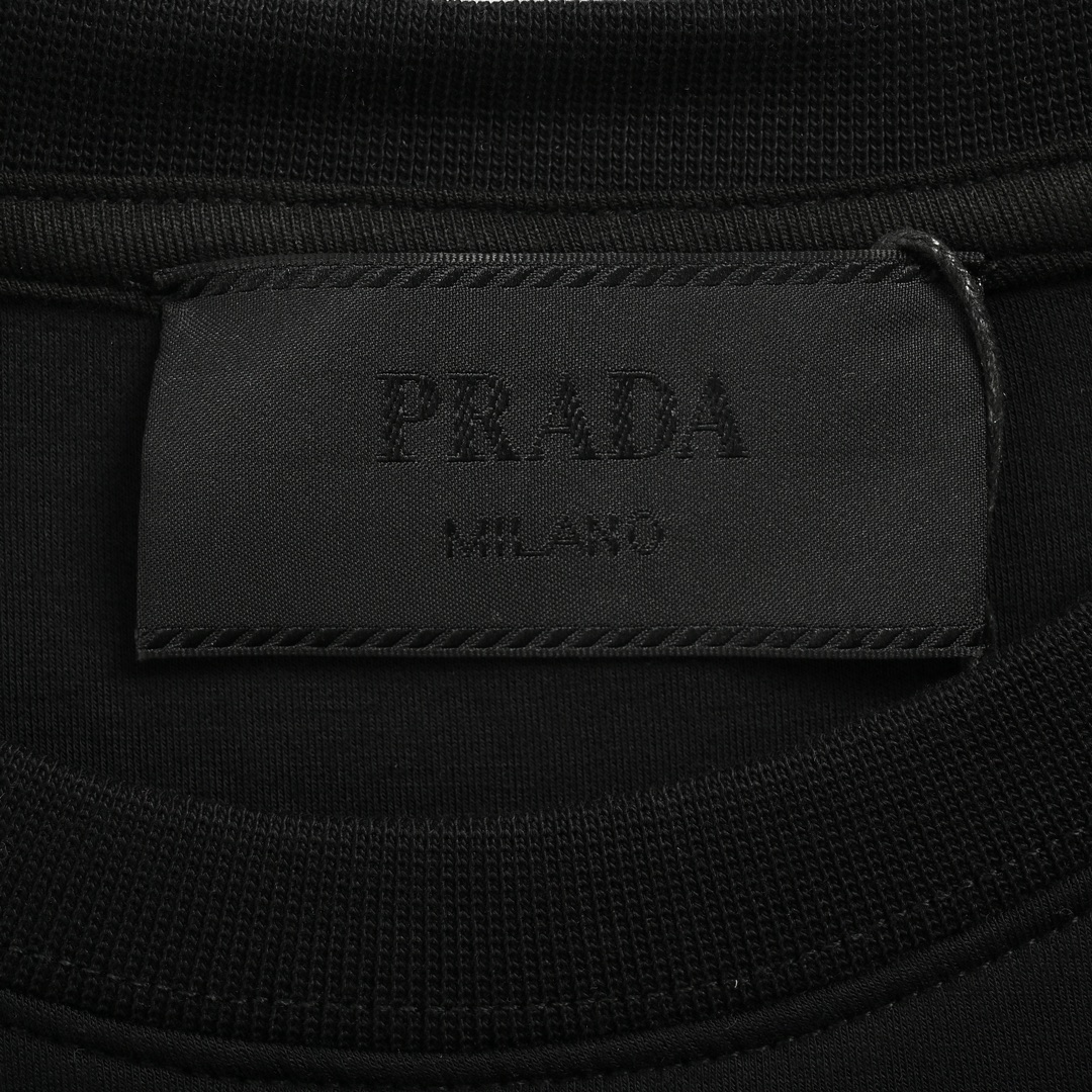 Prada 24Fw red striped air layer crew neck sweatshirt