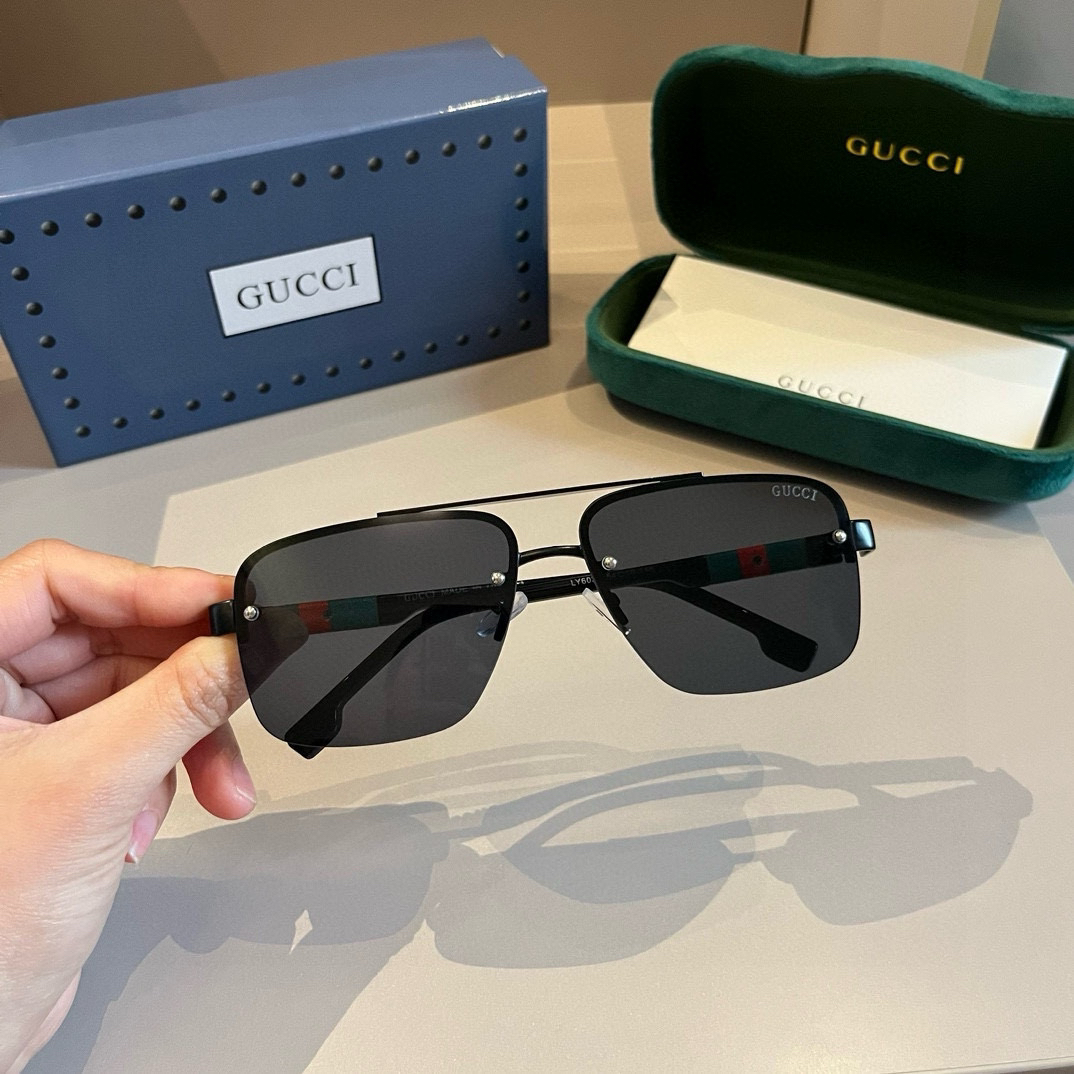 Gucci Square Frame Sunglasses