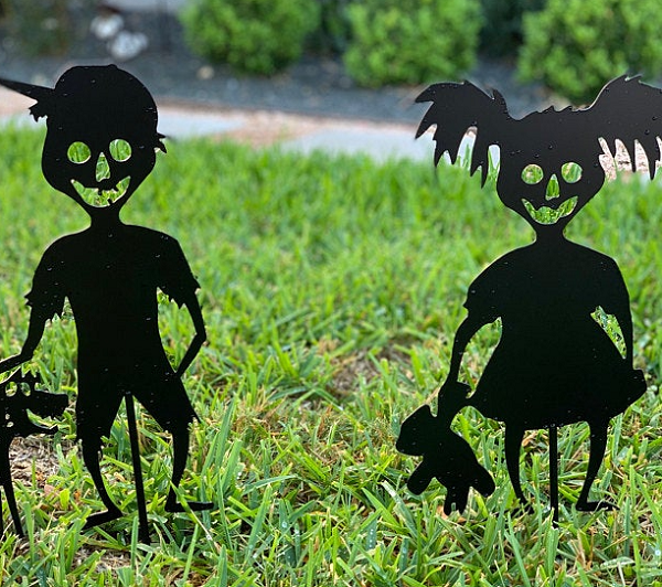 🔥45% OFF Last Day Sale -Cute Ghost Zombie-Metal Yard Art - BUY 3 FREE SHIPPING
