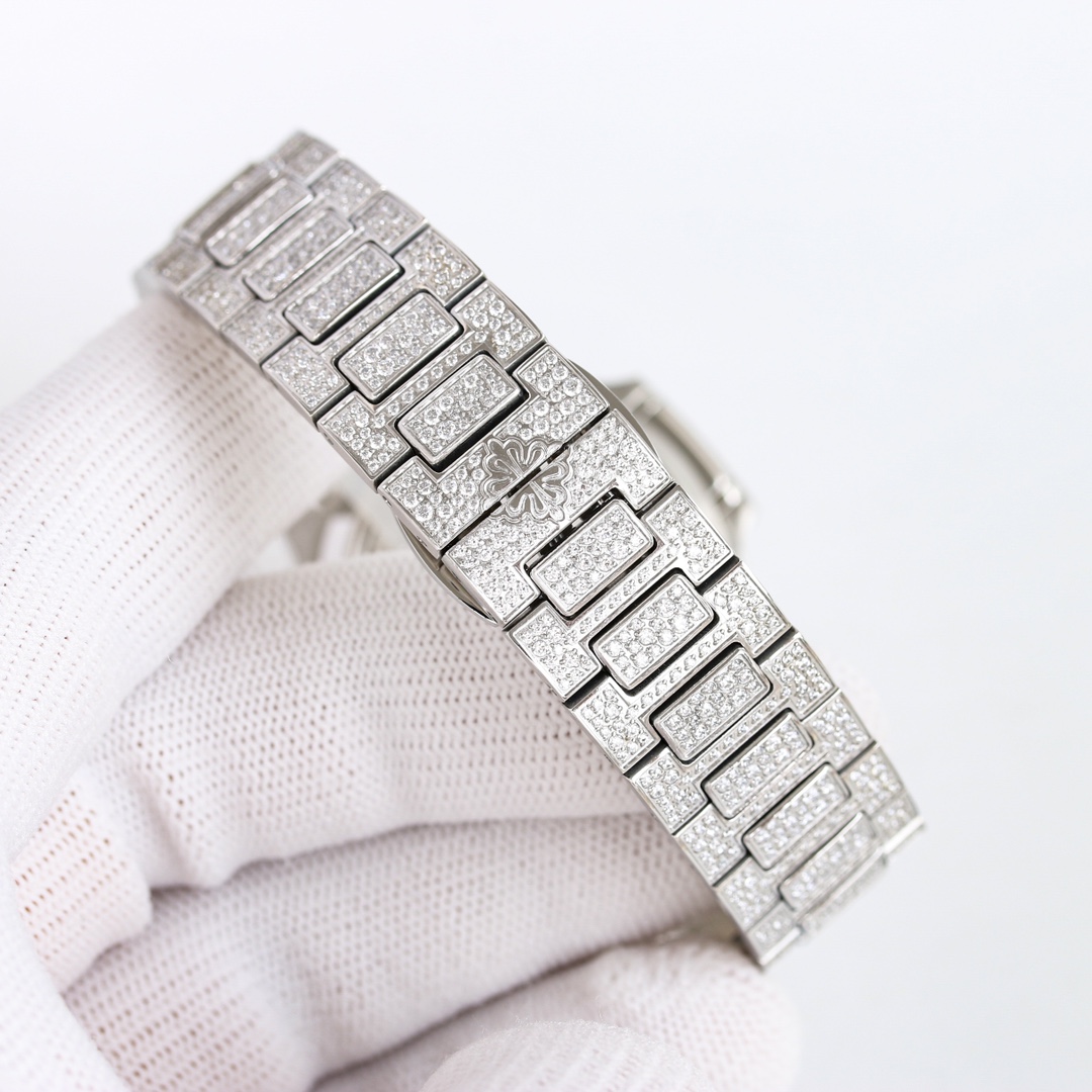 Patek Philippe 7021 Ladies Nautilus