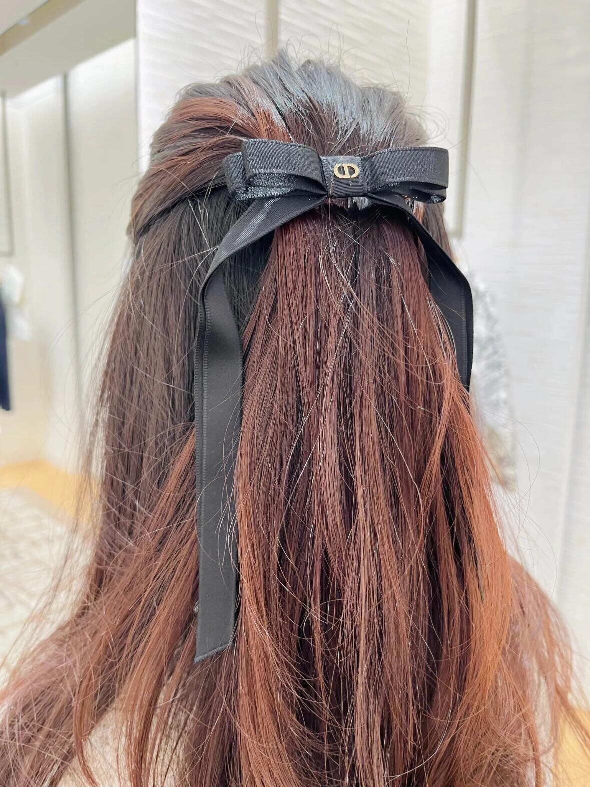 Dior Bow CD Letter Hairpin