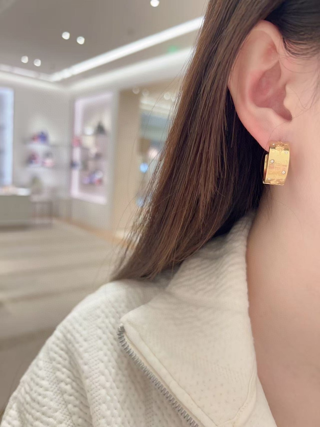Dior Bee Pearl Hoop Earrings