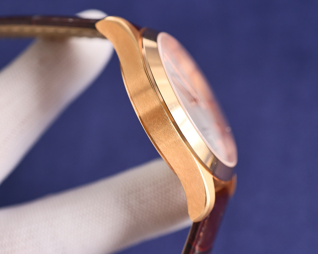 Jaeger-LeCoultre Master Ultra-Thin Series Q1288420